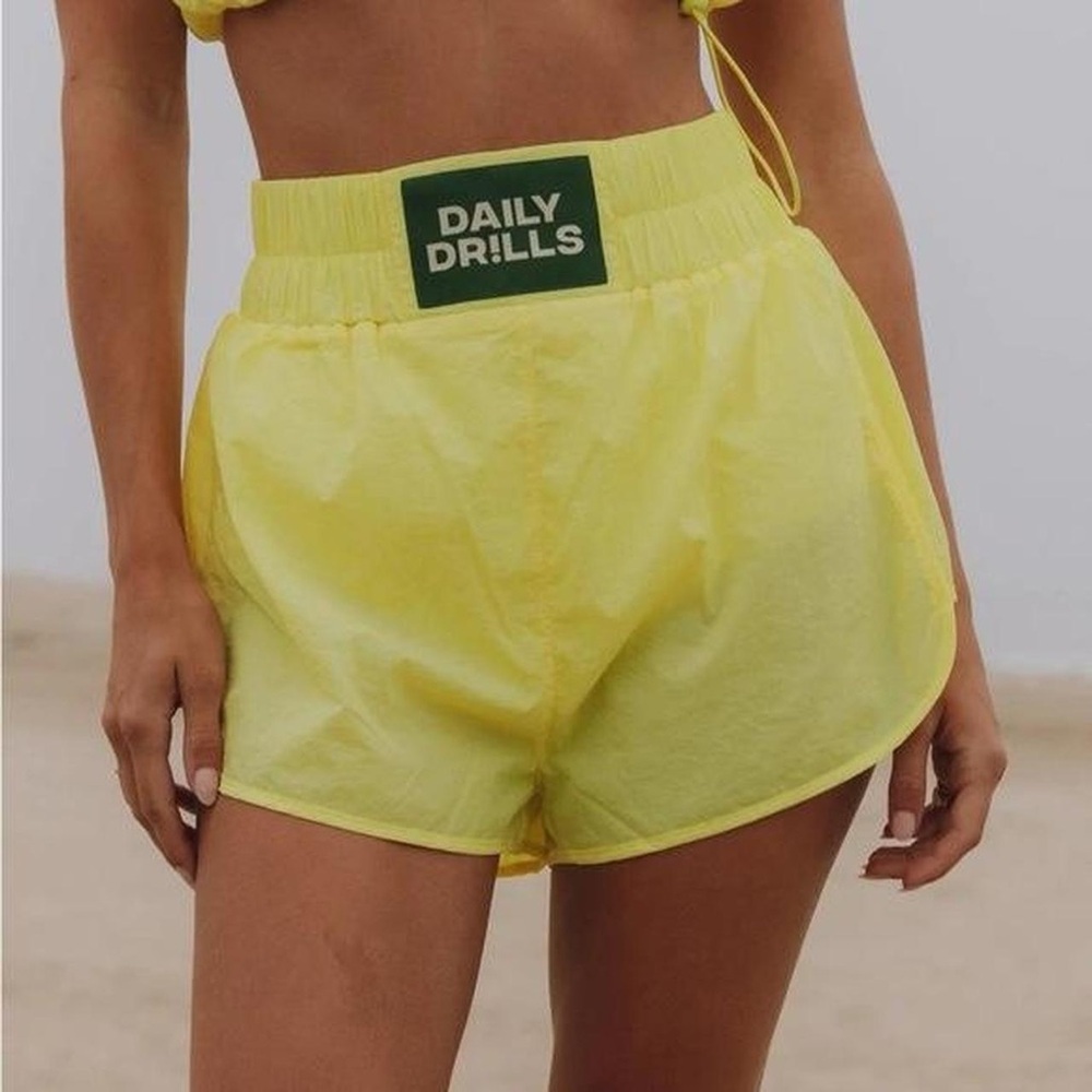 Daily Drills Yellow Bubble Bra Top & Shorts!